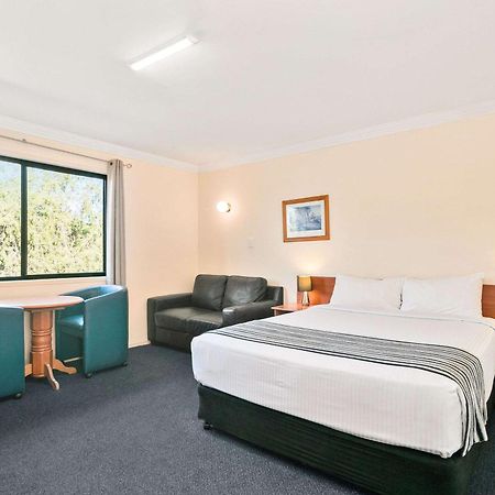 Econo Lodge Waterford Loganlea Buitenkant foto