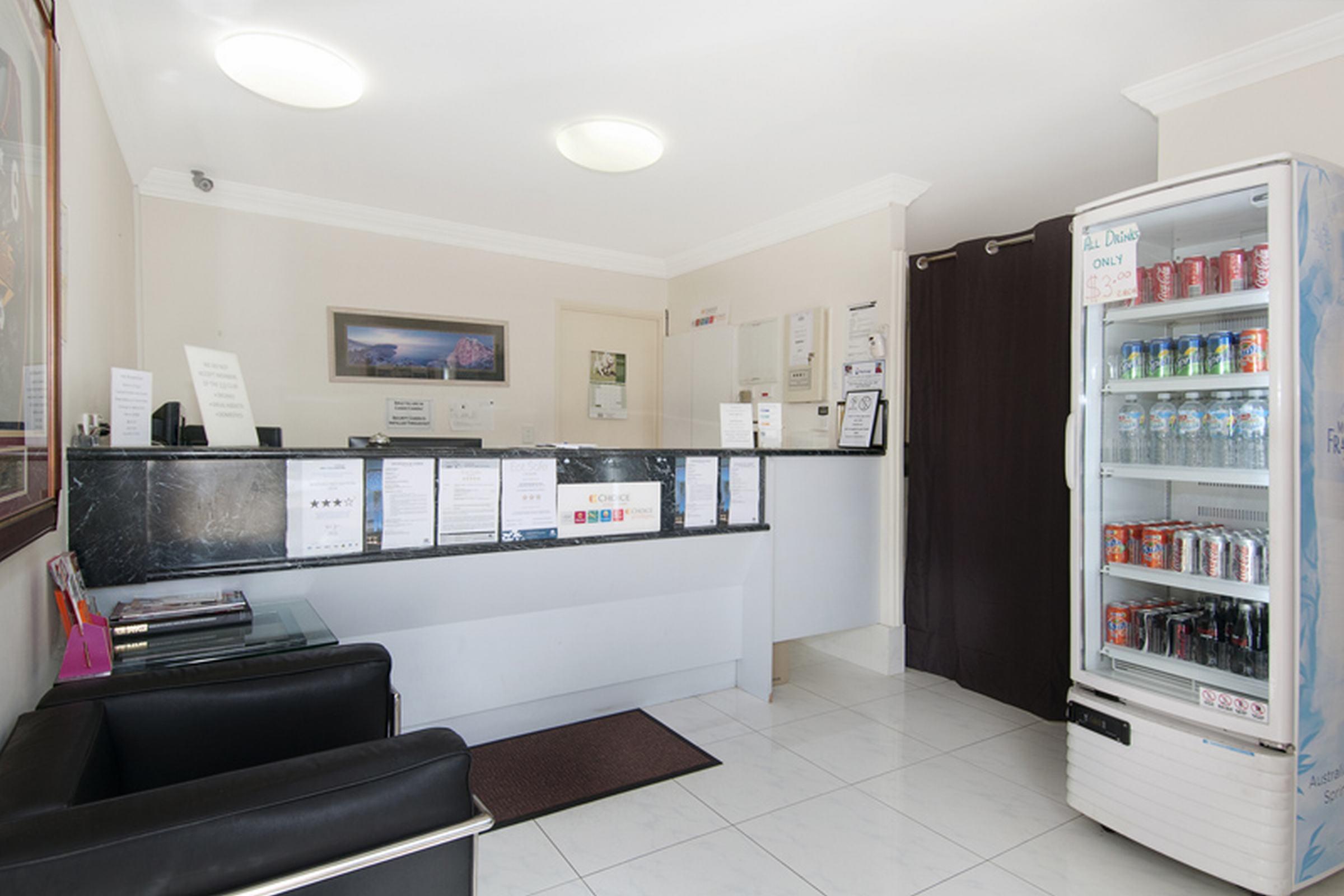 Econo Lodge Waterford Loganlea Buitenkant foto