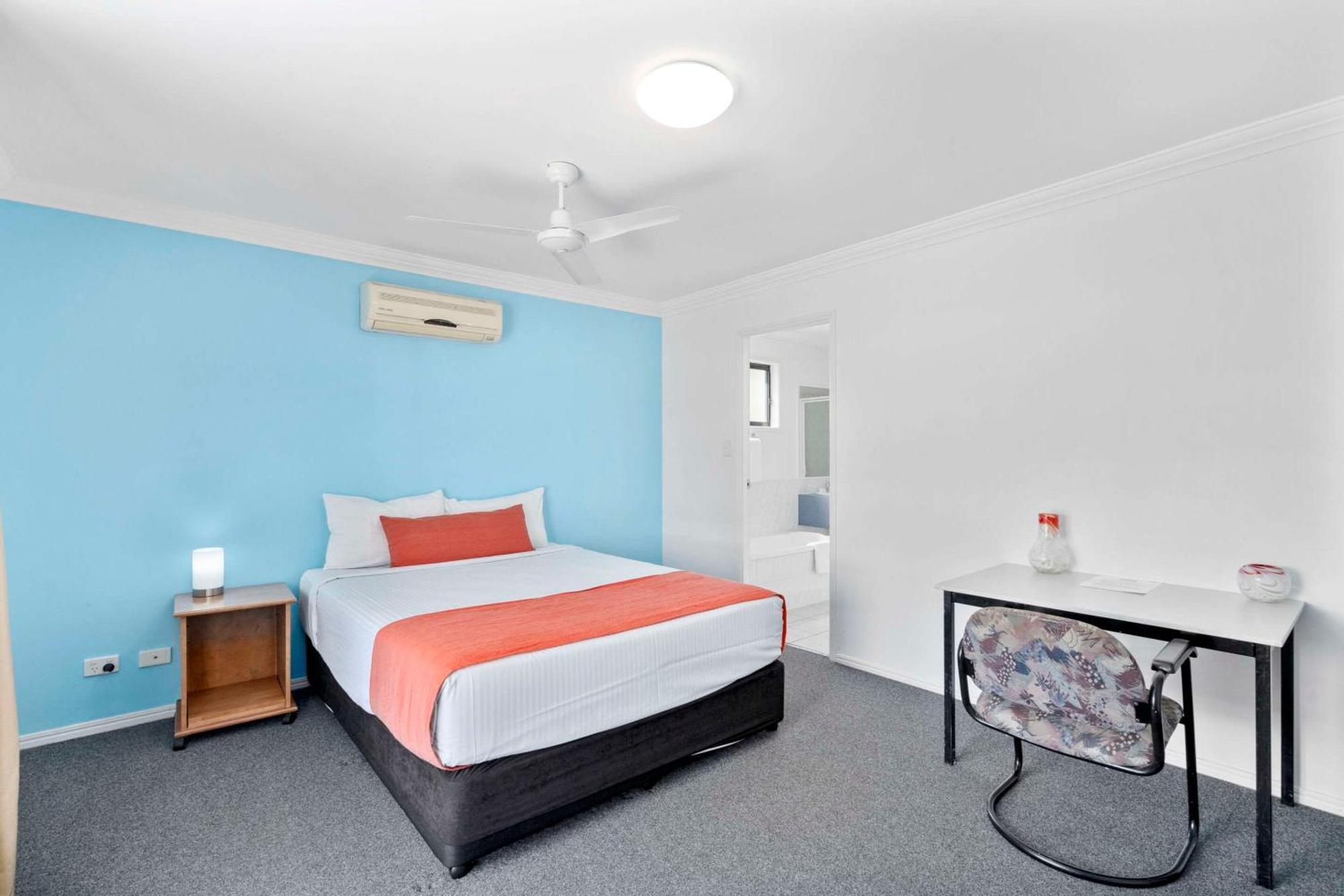 Econo Lodge Waterford Loganlea Buitenkant foto