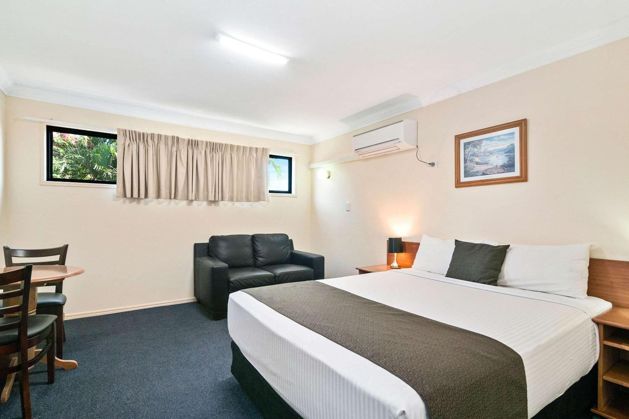 Econo Lodge Waterford Loganlea Buitenkant foto