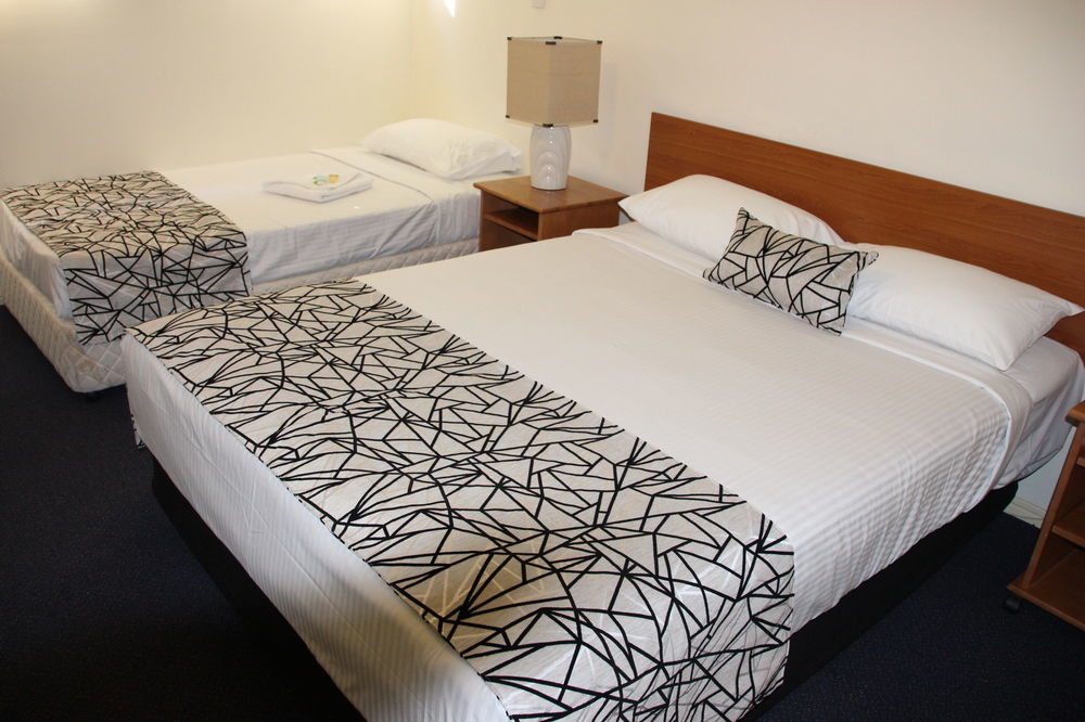 Econo Lodge Waterford Loganlea Buitenkant foto